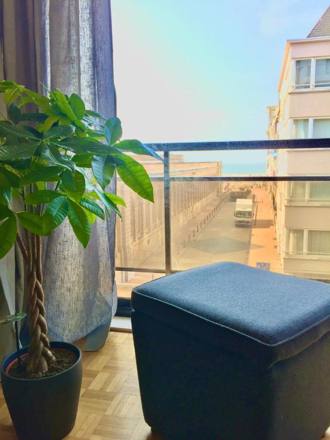 Rustig Appartement Met Zeezicht Dicht Bij Het Centrum Oostende Dış mekan fotoğraf