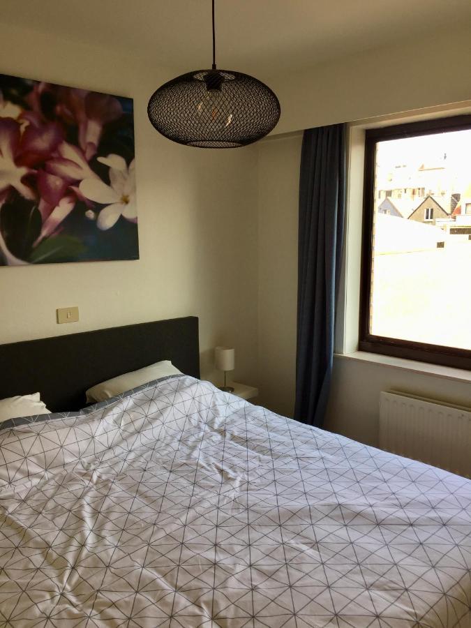 Rustig Appartement Met Zeezicht Dicht Bij Het Centrum Oostende Dış mekan fotoğraf
